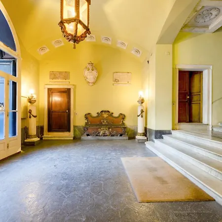 Elegance - Historic Center - Happy Genua